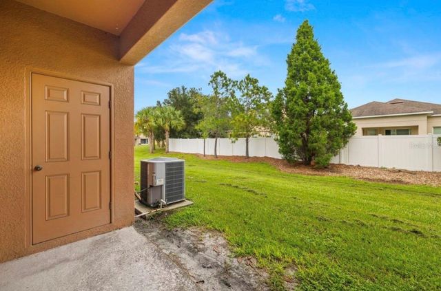 8832 RED BEECHWOOD COURT, Riverview, FL 33578