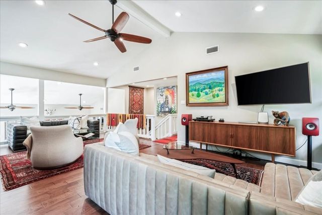 7001 Danwood DR, Austin, TX 78759