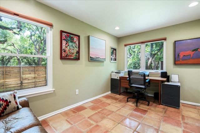 7001 Danwood DR, Austin, TX 78759