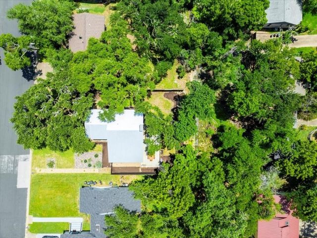 7001 Danwood DR, Austin, TX 78759