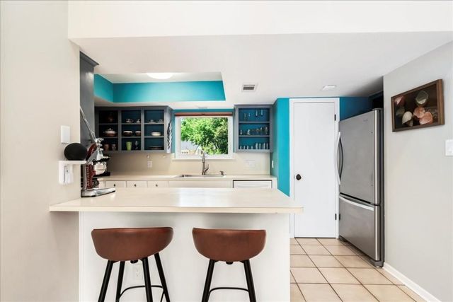 7001 Danwood DR, Austin, TX 78759