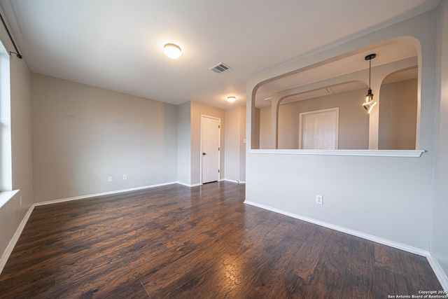 423 Golden Walk, San Antonio, TX 78227