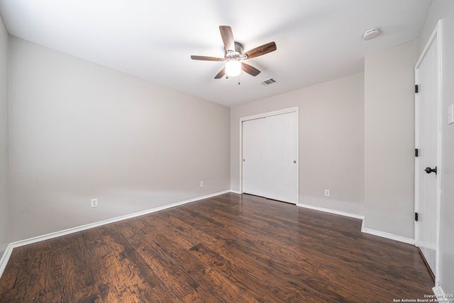 423 Golden Walk, San Antonio, TX 78227