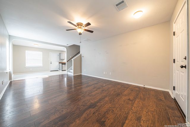 423 Golden Walk, San Antonio, TX 78227