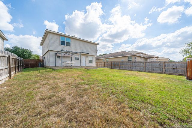 423 Golden Walk, San Antonio, TX 78227