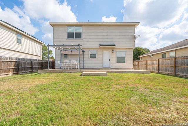 423 Golden Walk, San Antonio, TX 78227