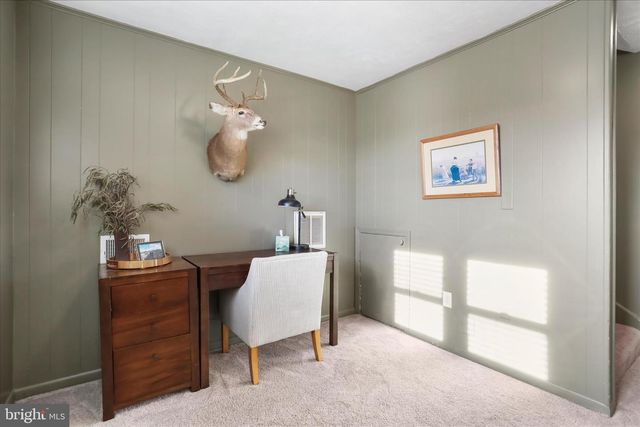 1832 RIDGEWAY RD, Front Royal, VA 22630