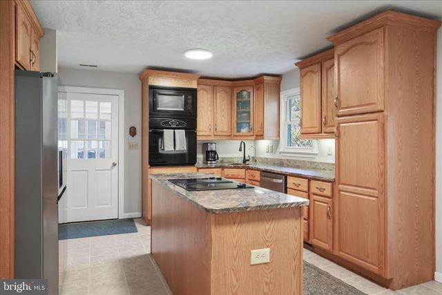 1832 RIDGEWAY RD, Front Royal, VA 22630