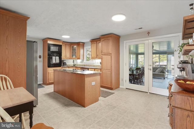 1832 RIDGEWAY RD, Front Royal, VA 22630