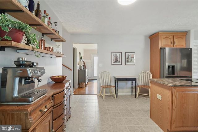 1832 RIDGEWAY RD, Front Royal, VA 22630