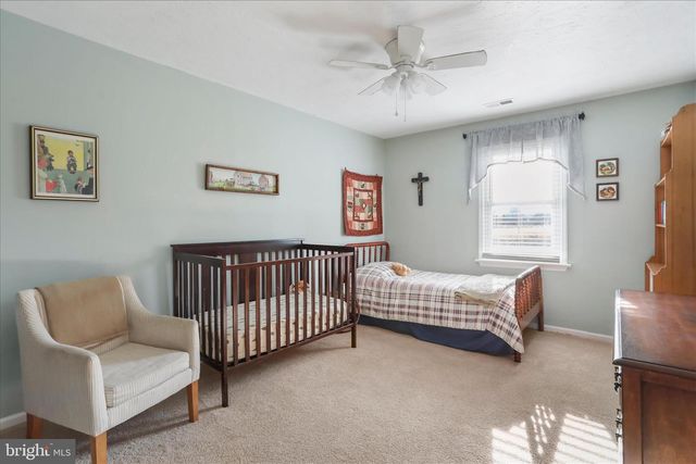 1832 RIDGEWAY RD, Front Royal, VA 22630