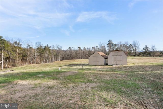 1832 RIDGEWAY RD, Front Royal, VA 22630