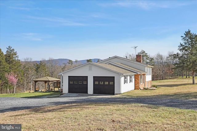 1832 RIDGEWAY RD, Front Royal, VA 22630