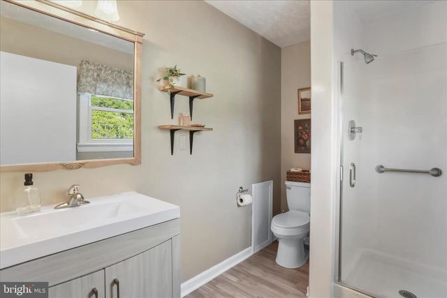 1832 RIDGEWAY RD, Front Royal, VA 22630