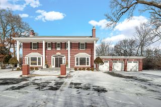 1819 Cornell Road, Flossmoor, IL 60422