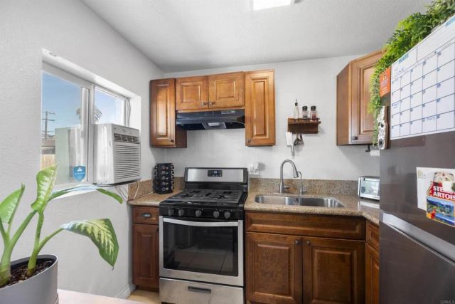 4575 Dwight Street, San Diego, CA 92105