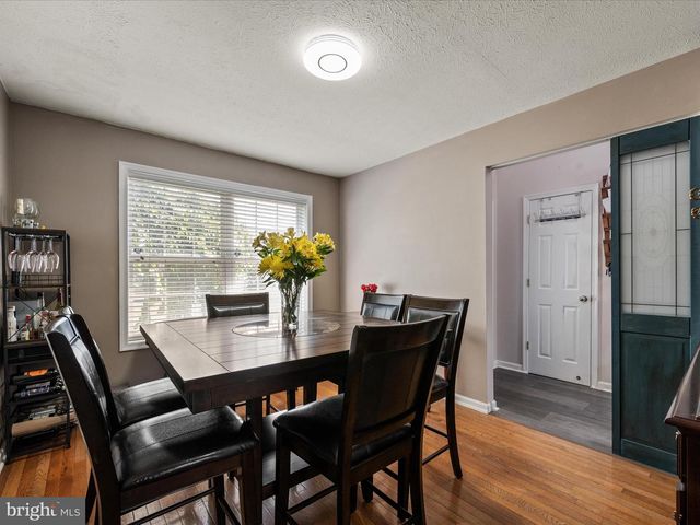 155 FENIMORE DR, Inwood, WV 25428