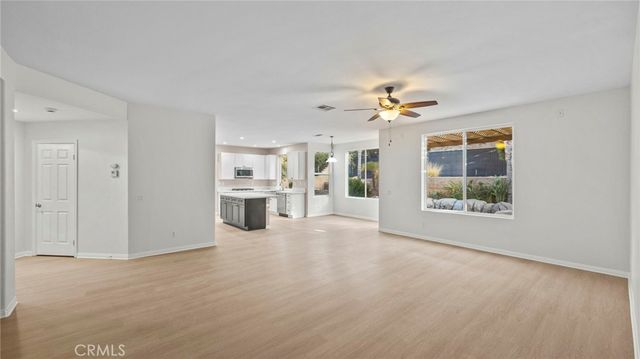 1728 Tamarron, Corona, CA 92883