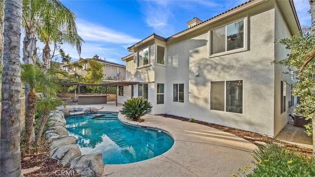 1728 Tamarron, Corona, CA 92883