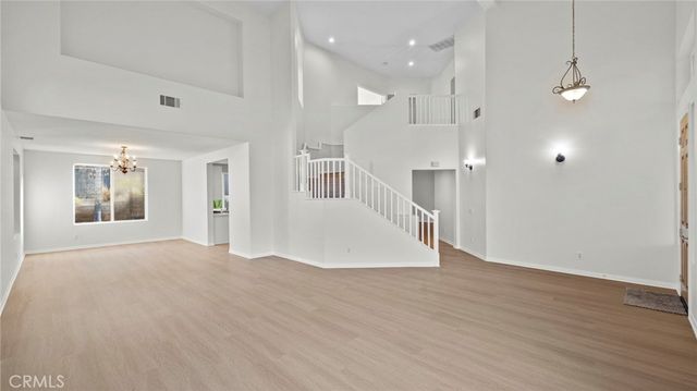 1728 Tamarron, Corona, CA 92883