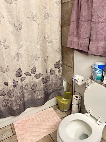 909 E Waverly Dr, Pueblo West, CO 81007