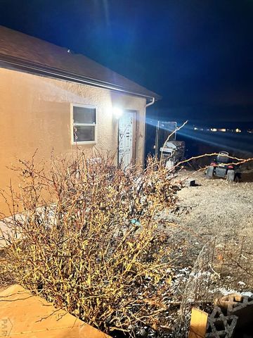 909 E Waverly Dr, Pueblo West, CO 81007