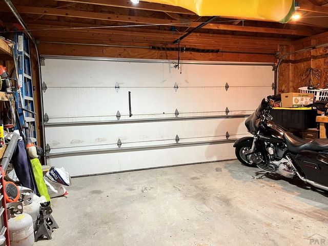 909 E Waverly Dr, Pueblo West, CO 81007