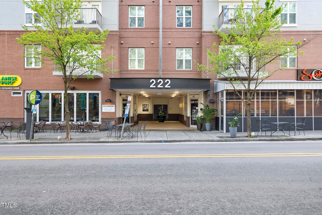 222 Glenwood Avenue 703, Raleigh, NC 27603