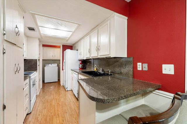 541 Apple Lane, Midlothian, TX 76065