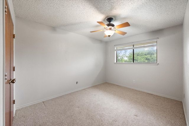 541 Apple Lane, Midlothian, TX 76065