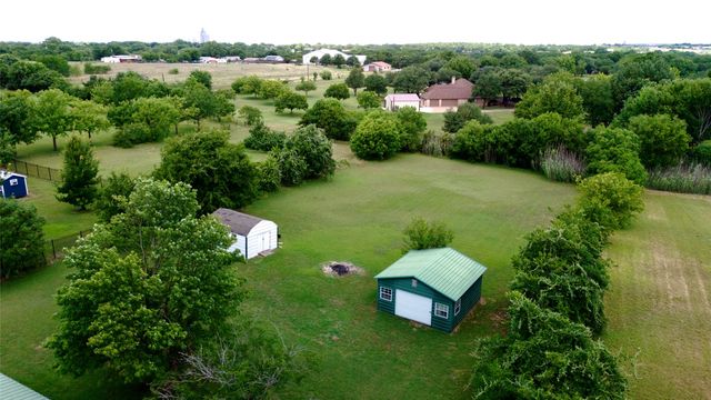 541 Apple Lane, Midlothian, TX 76065