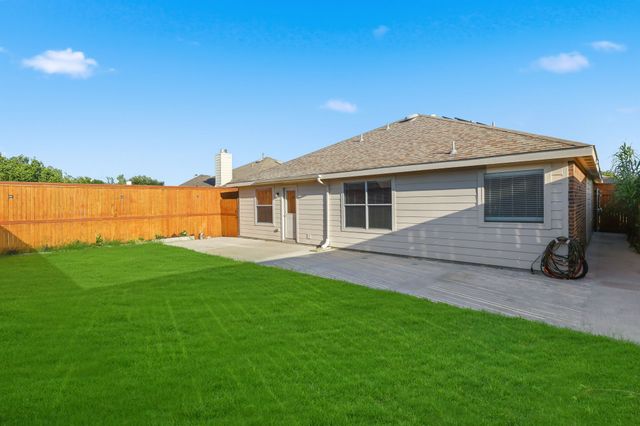 1136 Kachina Lane, Fort Worth, TX 76052
