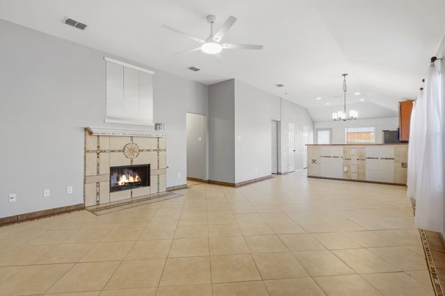 1136 Kachina Lane, Fort Worth, TX 76052