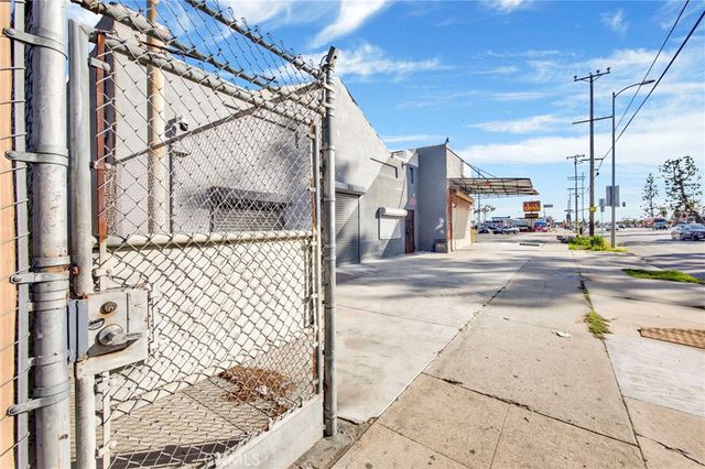 11316 S Vermont, Los Angeles, CA 90044