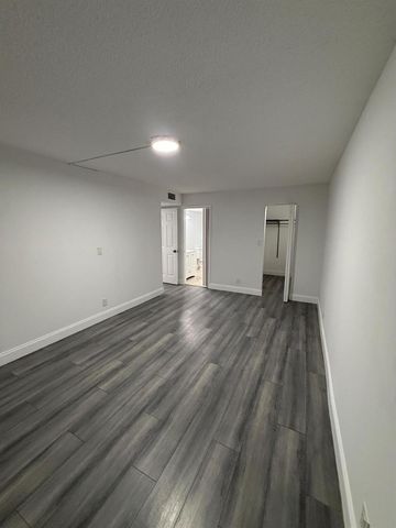 6190 Woodlands Boulevard 110, Tamarac, FL 33319