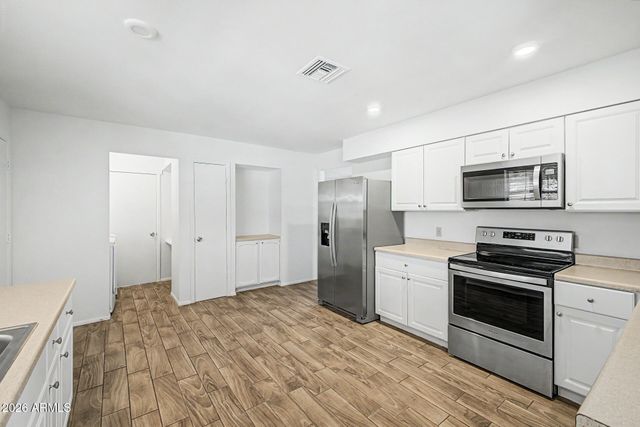 1716 S ROOSEVELT Street, Tempe, AZ 85281