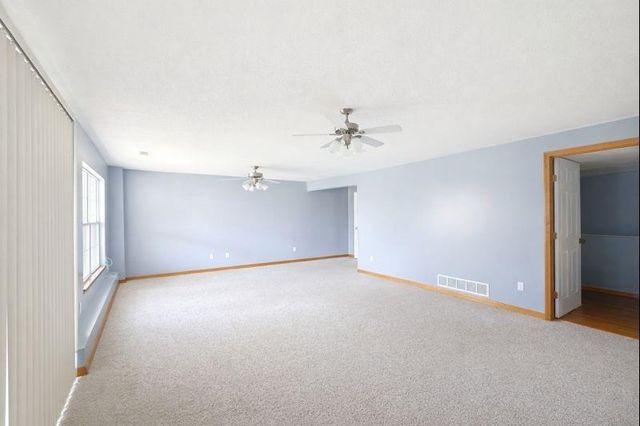 16524 S 53rd Terr Court, Independence, MO 64055