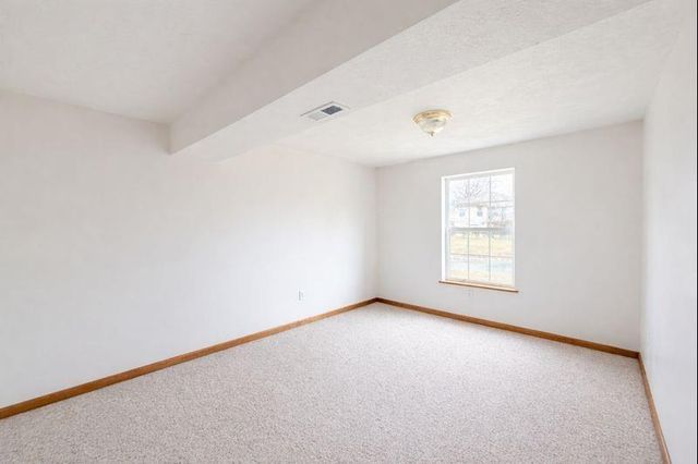 16524 S 53rd Terr Court, Independence, MO 64055