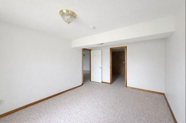 16524 S 53rd Terr Court, Independence, MO 64055