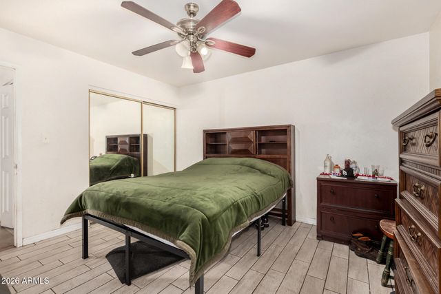 7522 W CHEERY LYNN Road, Phoenix, AZ 85033