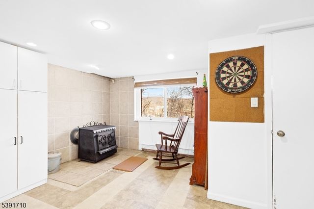 2 Roger Ave, Wanaque Boro, NJ 07420