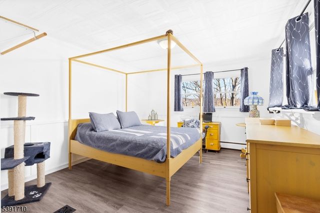 2 Roger Ave, Wanaque Boro, NJ 07420