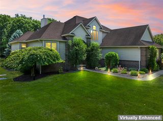 6541 E Ridge Court, Green Oak Township, MI 48116