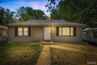339 Wedge Drive, St Louis, MO 63135