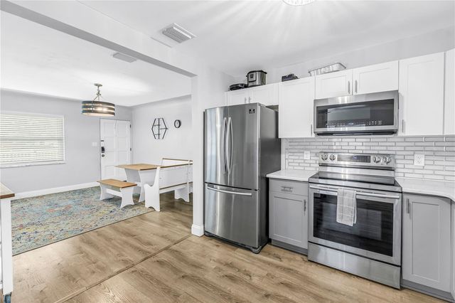 5213 TANGERINE AVENUE S, Gulfport, FL 33707