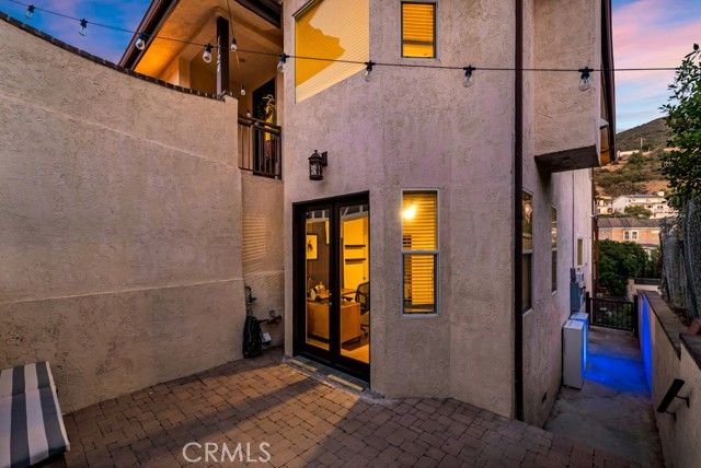 1124 Kathleen Drive, Newbury Park (thousand Oaks), CA 91320