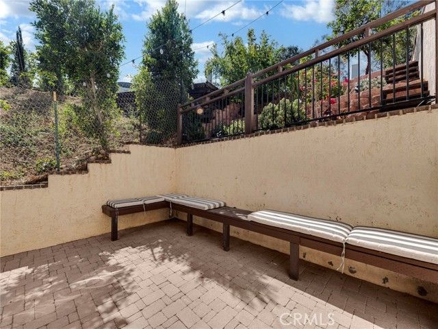 1124 Kathleen Drive, Newbury Park (thousand Oaks), CA 91320