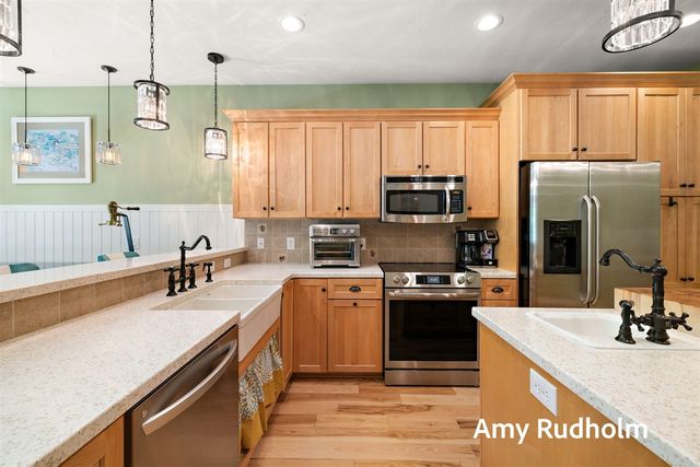 16260 Woodvale Boulevard 34, Spring Lake, MI 49456