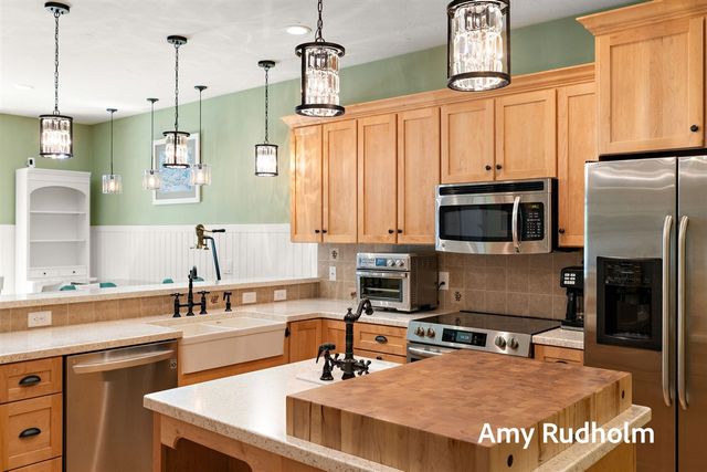 16260 Woodvale Boulevard 34, Spring Lake, MI 49456