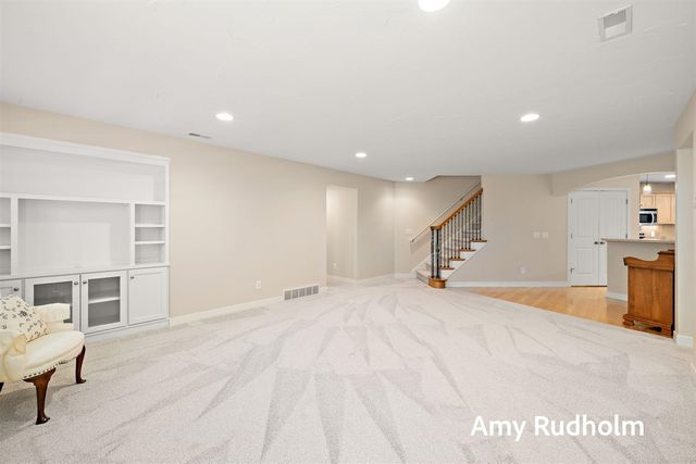 16260 Woodvale Boulevard 34, Spring Lake, MI 49456
